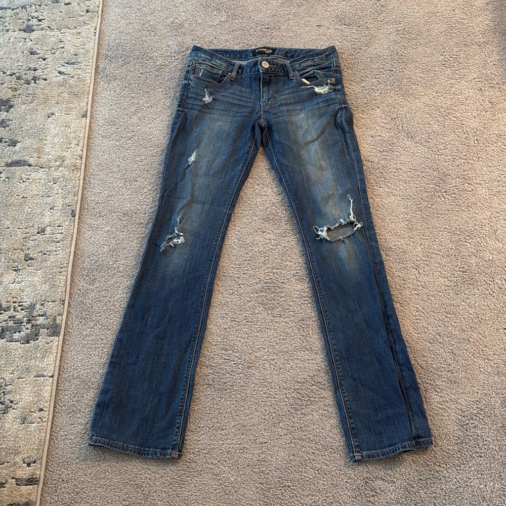 Low rise jeans